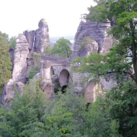 Pretty With Terrace Near Borstendorf * Grunhainichen